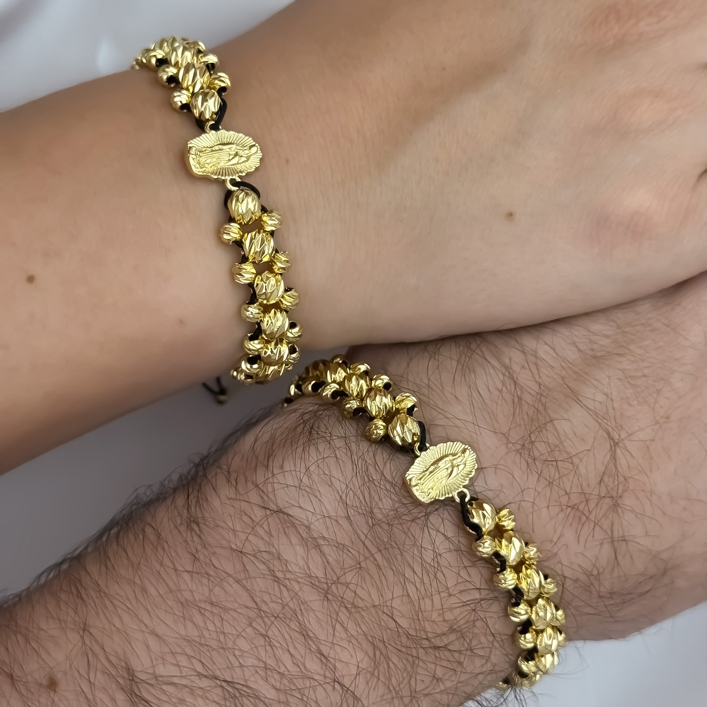 Promoción de 2 Pulseras para Parejas Doble Carril en Balin Italiano de 6mm con Amuleto protector de Virgen de Guadalupe